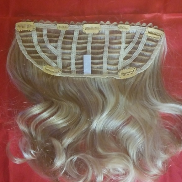 BALMAIN PARIS RUNWAY SUNNY BLONDE HAIR EXTENSIONS main image 7